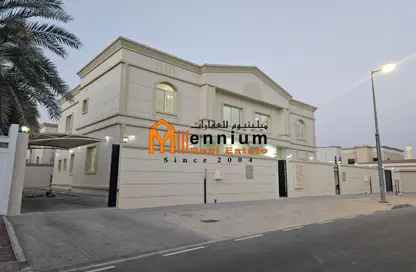 Villa - 7+ Bedrooms - 7+ Bathrooms for sale in Al Ramtha - Wasit - Sharjah