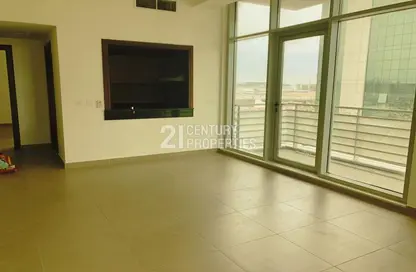 Empty Room image for: Apartment - 1 Bedroom - 2 Bathrooms for sale in Hamilton Tower - Business Bay - Dubai, Image 1