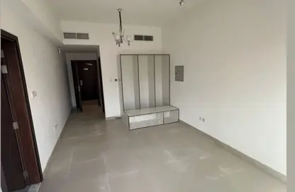 شقة - 1 حمام للبيع في قرية الأميرة - عجمان شقة - 1 حمام للبيع في قرية الأميرة - عجمان