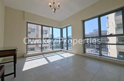 شقة - 2 غرف نوم - 3 حمامات للايجار في مبنى منخول - منخول - بر دبي - دبي