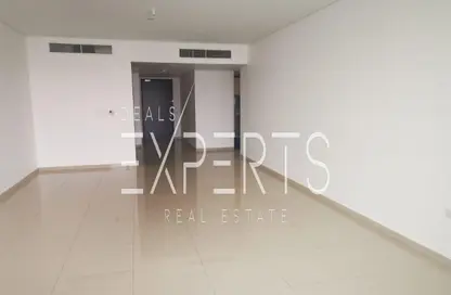 Apartment - 2 Bedrooms - 3 Bathrooms for rent in RAK Tower - Marina Square - Al Reem Island - Abu Dhabi