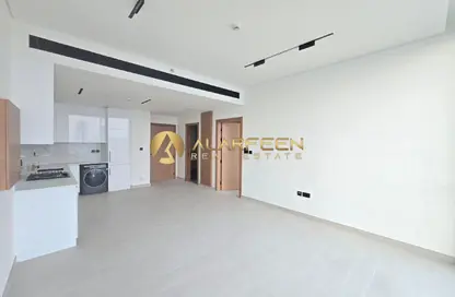 شقة - غرفة نوم - 2 حمامات للايجار في بن غاطي أزور - منطقة 16 - قرية جميرا الدائرية - دبي