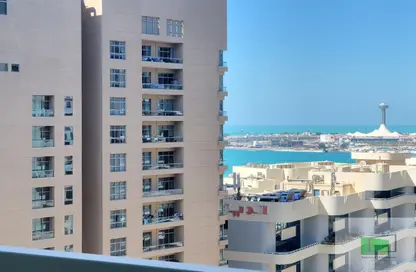 Apartment - 4 Bedrooms - 6 Bathrooms for rent in Crescent Tower 1 - Crescent Towers - Al Khalidiya - Abu Dhabi
