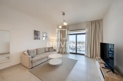 Apartment - 1 Bedroom - 1 Bathroom for rent in Rahaal 2 - Madinat Jumeirah Living - Umm Suqeim - Dubai