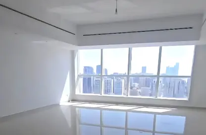Apartment - 3 Bedrooms - 4 Bathrooms for rent in Hamdan Street - Abu Dhabi