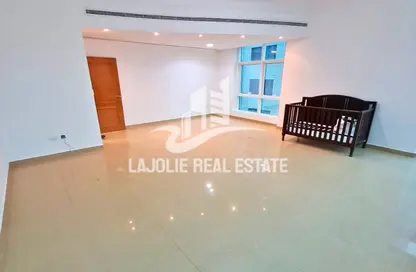 Apartment - 3 Bedrooms - 4 Bathrooms for rent in Al Khalidiya - Abu Dhabi