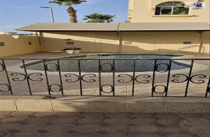 فيلا - 4 غرف نوم - 6 حمامات للايجار في الفلج - ضاحية الرقة - الشارقة