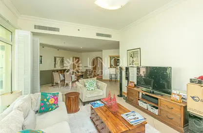 Apartment - 3 Bedrooms - 4 Bathrooms for sale in Al Hallawi - Shoreline Apartments - Palm Jumeirah - Dubai