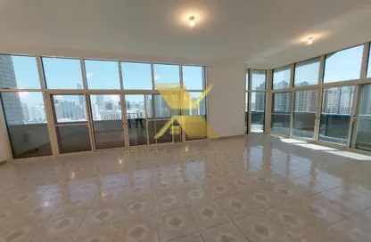 Apartment - 3 Bedrooms - 4 Bathrooms for rent in Ganadah Tower - Al Khalidiya - Abu Dhabi
