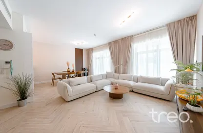 Apartment - 2 Bedrooms - 3 Bathrooms for sale in Arno A - Arno - The Views - Dubai