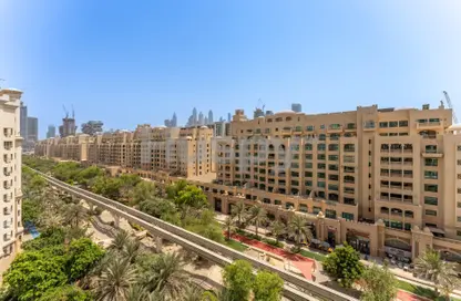 Apartment - 2 Bedrooms - 3 Bathrooms for rent in Al Tamr - Shoreline Apartments - Palm Jumeirah - Dubai