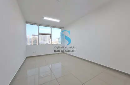 شقة - غرفة نوم - 1 حمام للايجار في مجمع النهدة السكني - النهدة - الشارقة