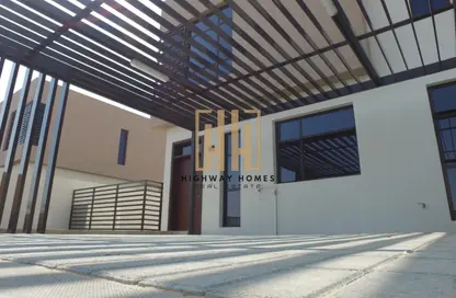Townhouse - 3 Bedrooms - 4 Bathrooms for sale in Nasma Residence - Al Tai - Sharjah