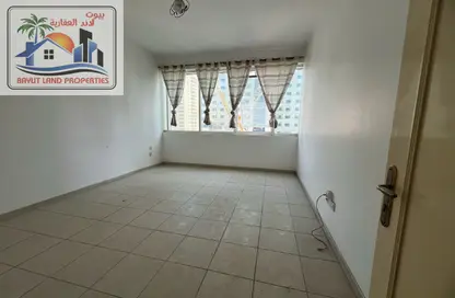 Apartment - 2 Bedrooms - 2 Bathrooms for rent in New Al Taawun Road - Al Taawun - Sharjah