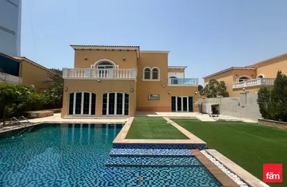 فيلا - 5 غرف نوم - 6 حمامات للايجار في التراث - جميرا بارك - دبي