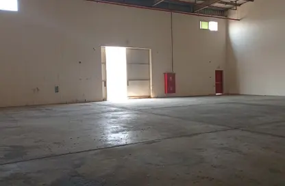 Warehouse - Studio - 1 Bathroom for rent in Umm Dir - Umm Al Quwain