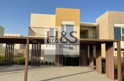شقة - 2 غرف نوم - 2 حمامات للايجار في أوربانا، البيت المكدس، بلوك 43 - اعمار الجنوبية - دبي الجنوب (مركز دبي العالمي) - دبي