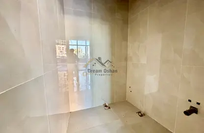 Shop - Studio - 1 Bathroom for rent in Al Jaddaf - Dubai