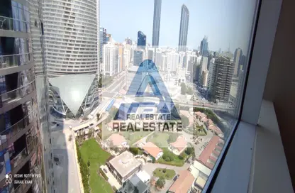 Apartment - 4 Bedrooms - 5 Bathrooms for rent in Corniche Road - Abu Dhabi