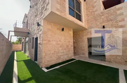Villa - 4 Bedrooms - 5 Bathrooms for rent in Al Raha Gardens - Abu Dhabi