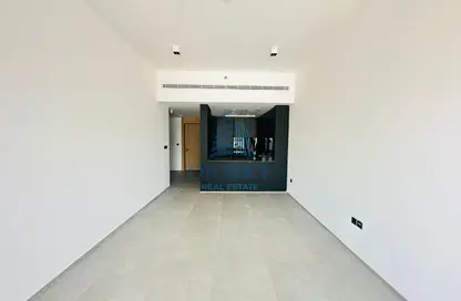 شقة - غرفة نوم - 2 حمامات للايجار في مبني س ه 1 - قرية الجميرا سركل - دبي