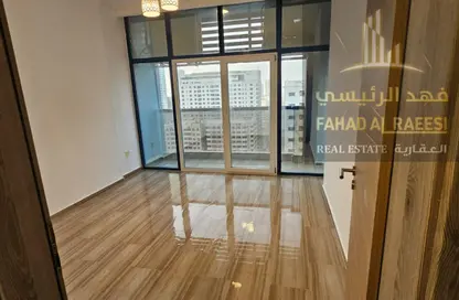 شقة - 2 غرف نوم - 2 حمامات للايجار في برج النعيمية  3 - أبراج النعيمية - النعيمية - عجمان