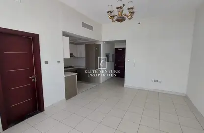 Apartment - Studio - 1 Bathroom for sale in Glitz 2 - Glitz - Dubai Studio City - Dubai