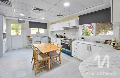 Villa - 4 Bedrooms - 4 Bathrooms for rent in Meadows 5 - Meadows - Dubai