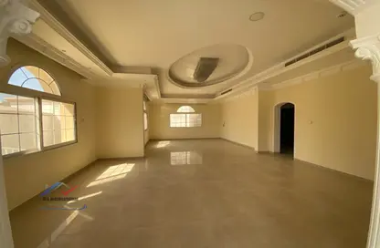 فيلا - 6 غرف نوم - 7 حمامات للايجار في حدائق الإمارات 1 - القوز - دبي