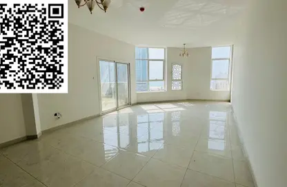 شقة - 2 غرف نوم - 3 حمامات للايجار في مساكن كورنيش عجمان - طريق كورنيش عجمان - عجمان