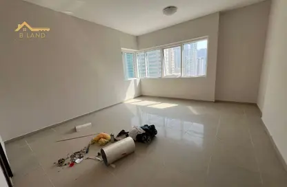 Apartment - 2 Bedrooms - 2 Bathrooms for rent in Al Khan Lagoon - Al Khan - Sharjah