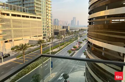 Apartment - 1 Bedroom - 1 Bathroom for sale in Beach Vista - EMAAR Beachfront - Dubai Harbour - Dubai