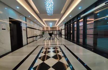Apartment - 1 Bedroom - 2 Bathrooms for rent in Jumeirah Garden City - Al Satwa - Dubai