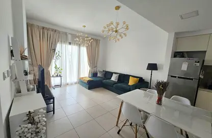 Apartment - 1 Bedroom - 1 Bathroom for rent in Zahra Breeze Apartments 3B - Zahra Breeze Apartments - Town Square - Dubai