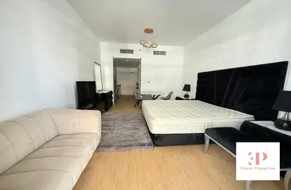 Apartment - Studio - 1 Bathroom for rent in Golf Promenade 4A - Golf Promenade - DAMAC Hills - Dubai