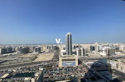 Apartment - 2 Bedrooms - 3 Bathrooms for rent in Al Manal Tower - Sheikh Zayed Road - Dubai
