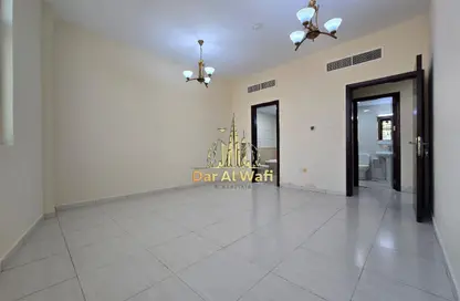 شقة - 2 غرف نوم - 3 حمامات للايجار في برج الكوث - النهدة - الشارقة