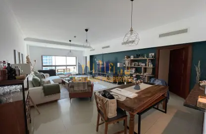 Living / Dining Room image for: Apartment - 2 Bedrooms - 3 Bathrooms for sale in Golden Mile 6 - Golden Mile - Palm Jumeirah - Dubai, Image 1