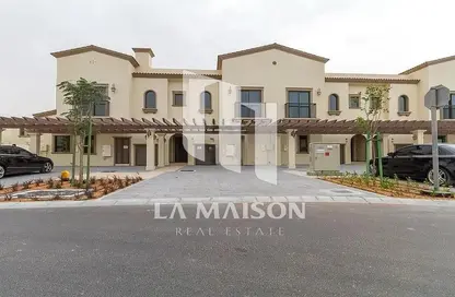 Townhouse - 3 Bedrooms - 4 Bathrooms for sale in Bloom Living - Zayed City (Khalifa City C) - Khalifa City - Abu Dhabi