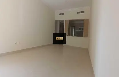 Apartment - 1 Bedroom - 2 Bathrooms for rent in Qamar 8 - Madinat Badr - Al Muhaisnah - Dubai