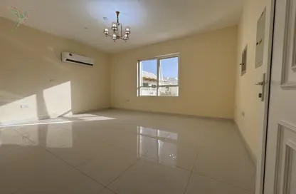 Apartment - 2 Bedrooms - 2 Bathrooms for rent in Al Kewaitat - Central District - Al Ain