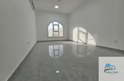 Apartment - Studio - 1 Bathroom for rent in Shakhbout City - Abu Dhabi