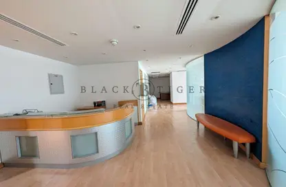 Office Space - Studio - 1 Bathroom for rent in Fairmont Hotel - Sheikh Zayed Road - Dubai Office Space - Studio - 1 Bathroom for rent in Fairmont Hotel - Sheikh Zayed Road - Dubai