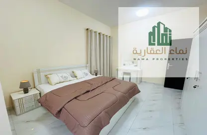 شقة - 2 غرف نوم - 2 حمامات للايجار في برج الكورنيش - طريق كورنيش عجمان - عجمان