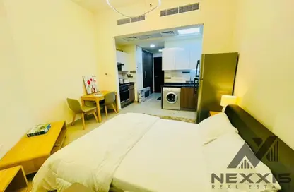 شقة - 1 حمام للايجار في عزيزي بلازا - الفرجان - دبي