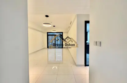 Apartment - 2 Bedrooms - 3 Bathrooms for rent in Al Waleed Garden 1 - Al Waleed Garden - Al Jaddaf - Dubai