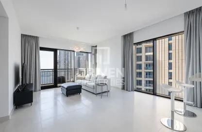 شقة - 3 غرف نوم - 3 حمامات للايجار في A كريك سايد 18 - حدائق الإمارات 1 - ميناء خور دبي (ذا لاجونز) - دبي