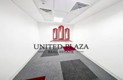 مكتب - استوديو للايجار في نادي الجزيرة الرياضي - منطقة المرور - أبوظبي
