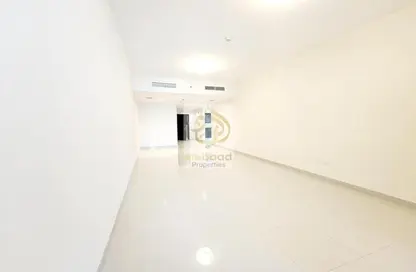 Apartment - 3 Bedrooms - 5 Bathrooms for rent in Duja Tower - Sheikh Zayed Road - Dubai