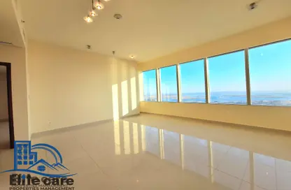 Apartment - 2 Bedrooms - 3 Bathrooms for rent in Nation Towers - Corniche Road - Abu Dhabi